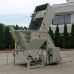 Quad-Shaft Shredder with Hydraulic Ram Assist and Cart Tipper